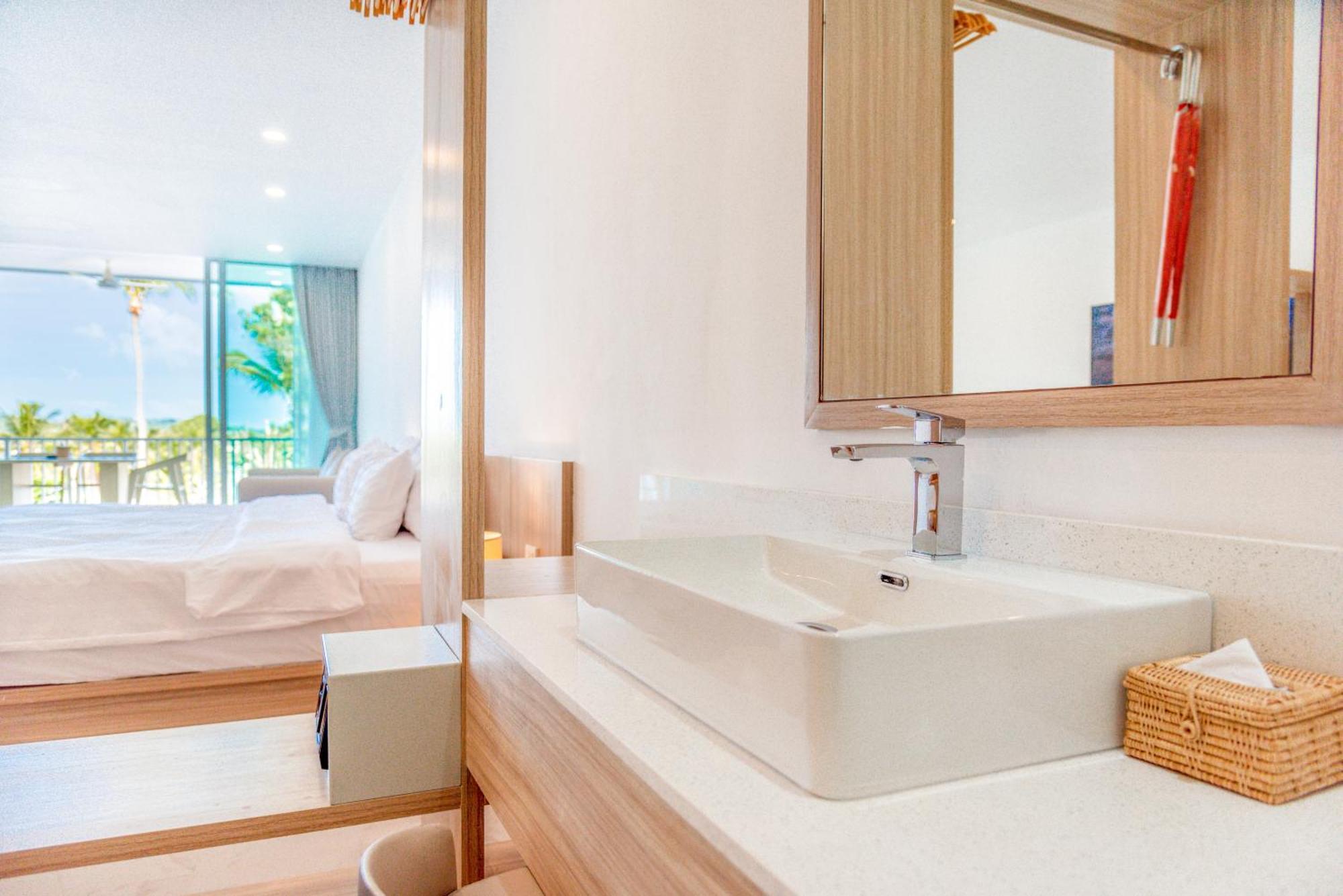 Beachfront Luxury 32 Apartemen